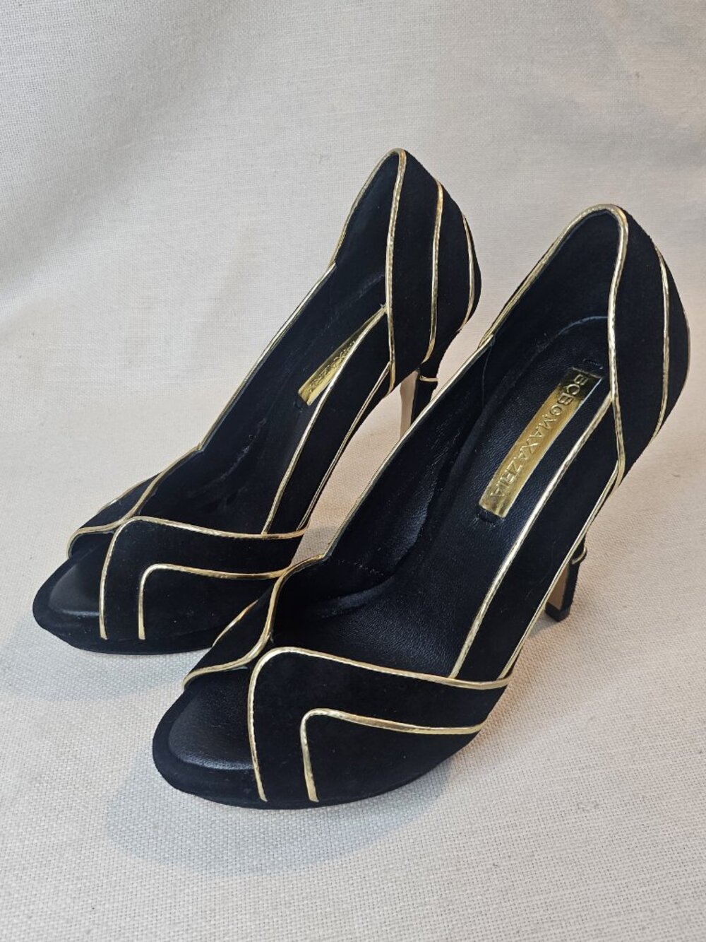 BCBG Max Azria Platform Heels - Size 6.5
